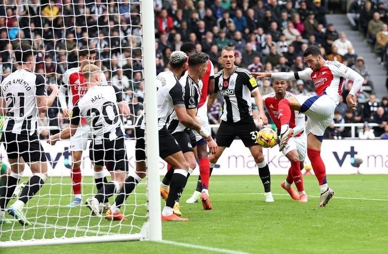 😖3轮不胜!阿森纳这次不是后劲不足而是早早掉队 赛季前景堪忧